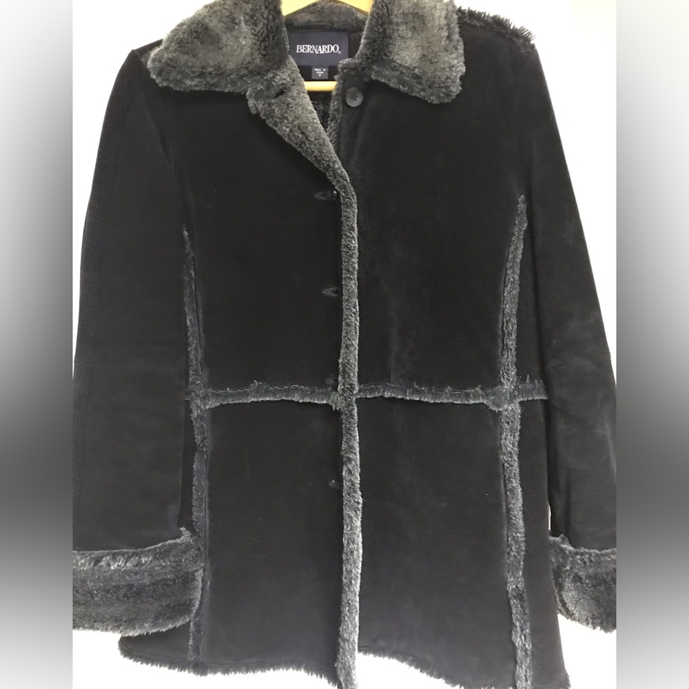 Bernardo gently used Ladies medium size suede/faux fur fully lined coat